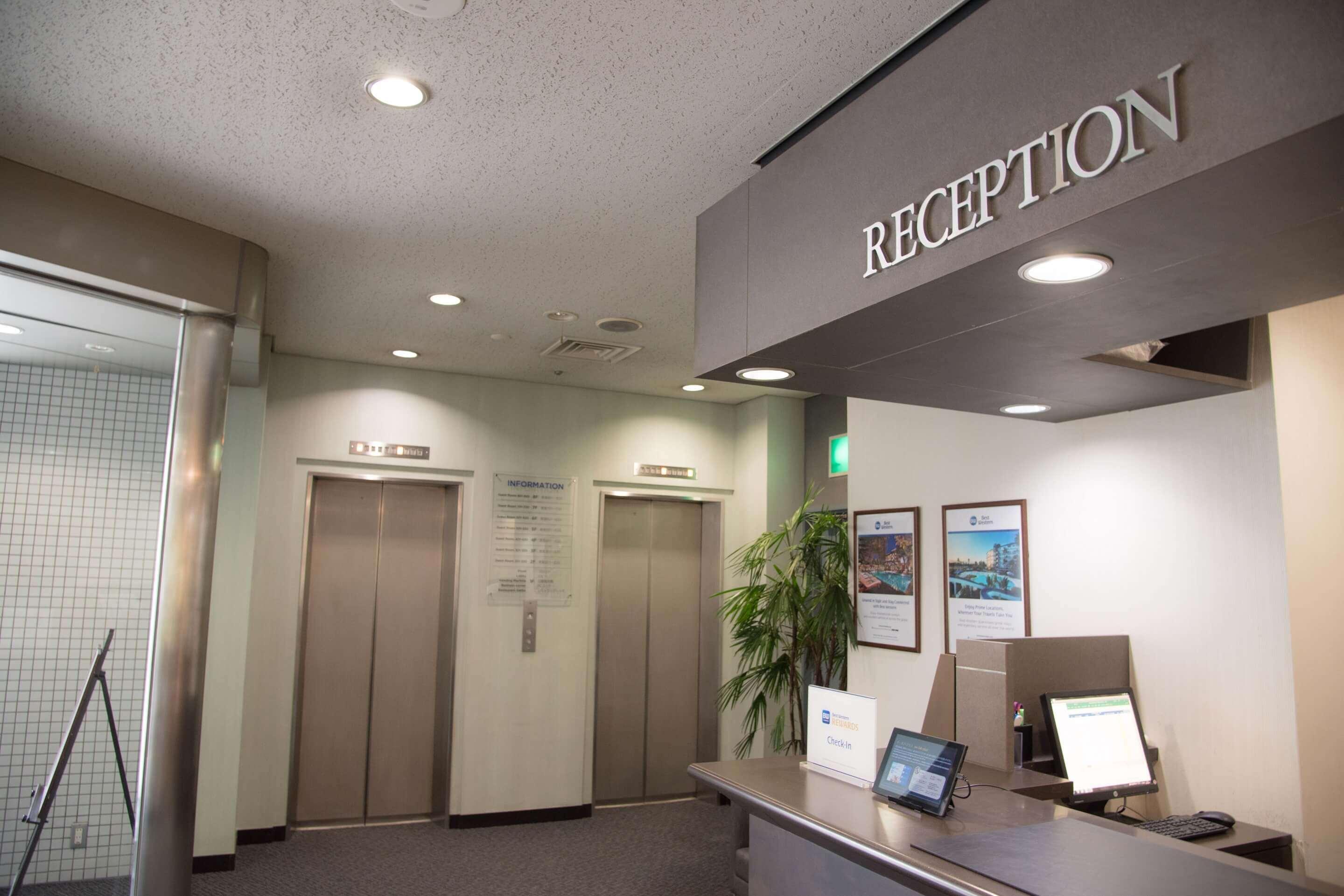 Hotel Western Osaka-tsukamoto 3*