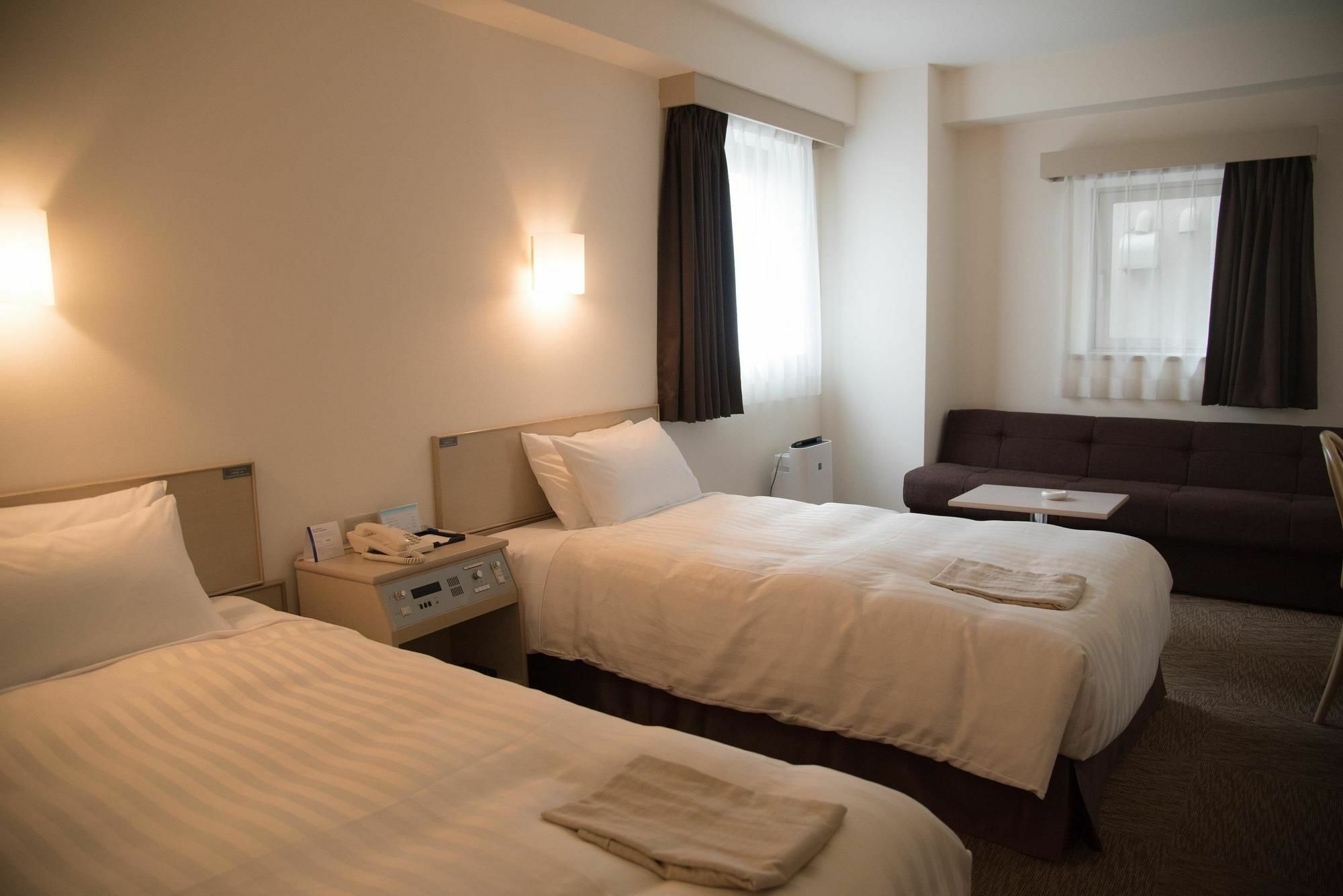 Hotel Western Osaka-tsukamoto
